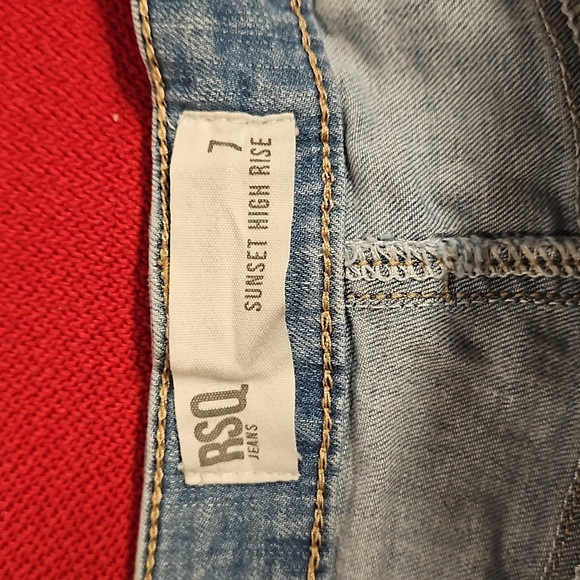 RSQ Jeans sunset high rise size 7 rolled raw cuffed hem 5 pockets EUC - Picture 2 of 14